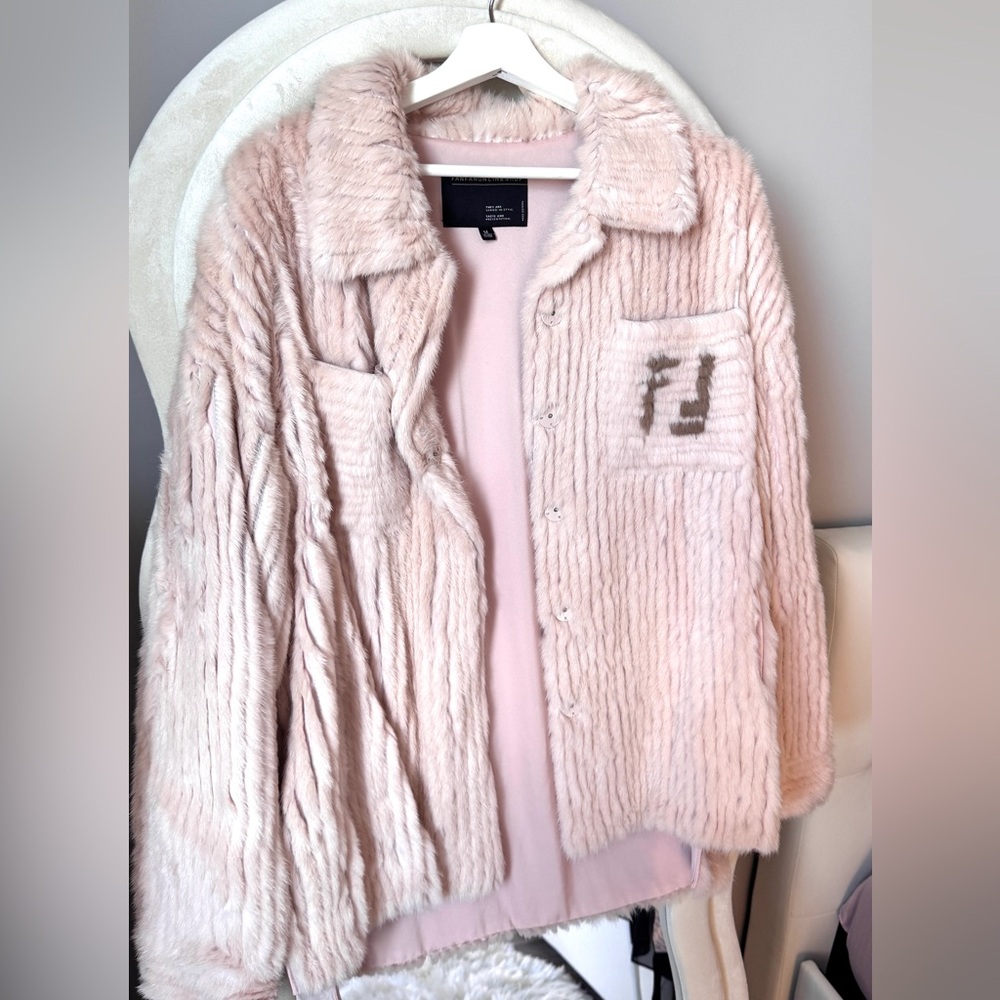 Designer brand Real Fox Fur US 4-6